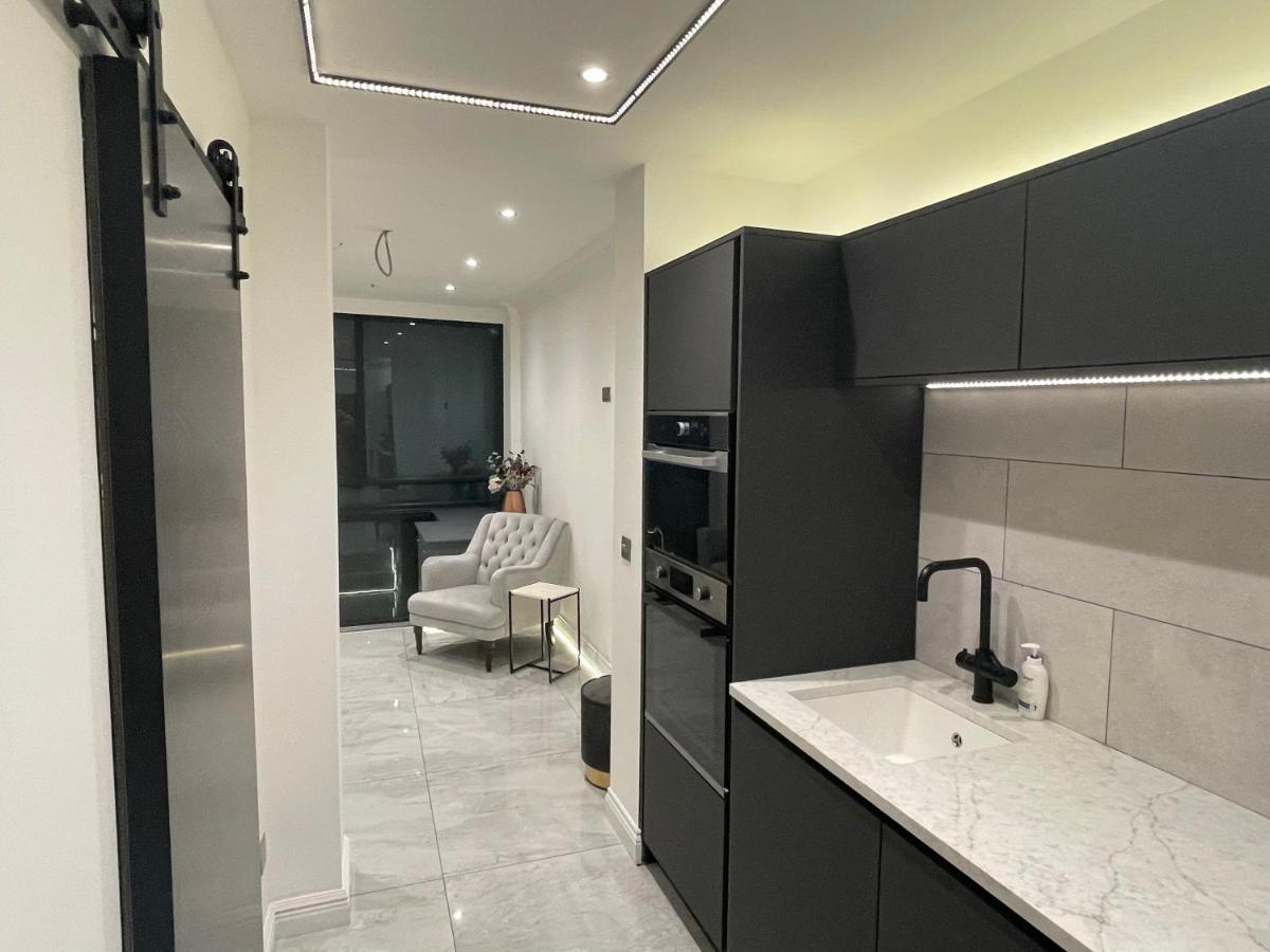 Luxury Apartment Edinburgh Centre With Steam Room Eksteriør billede