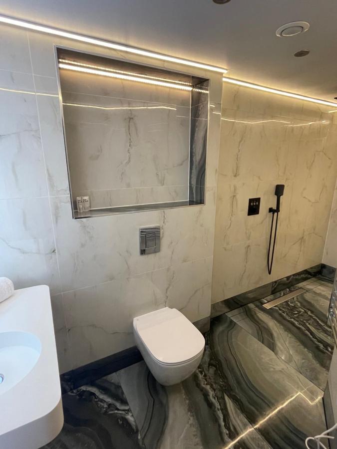 Luxury Apartment Edinburgh Centre With Steam Room Eksteriør billede