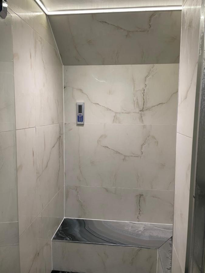 Luxury Apartment Edinburgh Centre With Steam Room Eksteriør billede